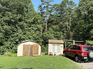 N Poplar St, Dallas, NC 28034