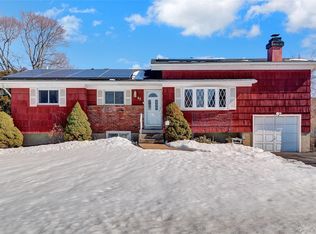 43 Westchester Avenue, West Babylon, NY 11704