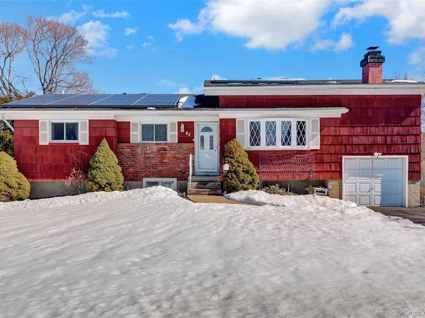 43 Westchester Avenue, West Babylon, NY 11704