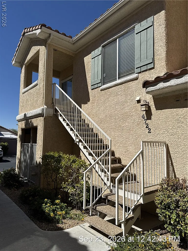 1 bed, 1.0 bath, 823 sqft, $1,595 — Photo 1