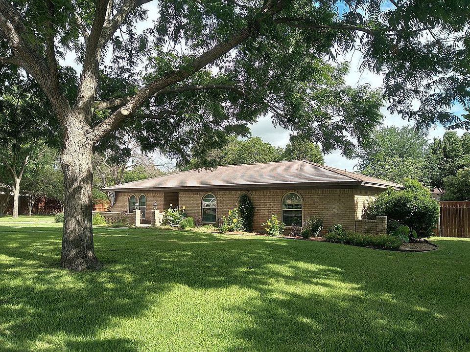 Street View - Legend Road