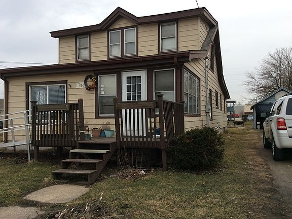 2nd image of 924 Ingersoll Pl