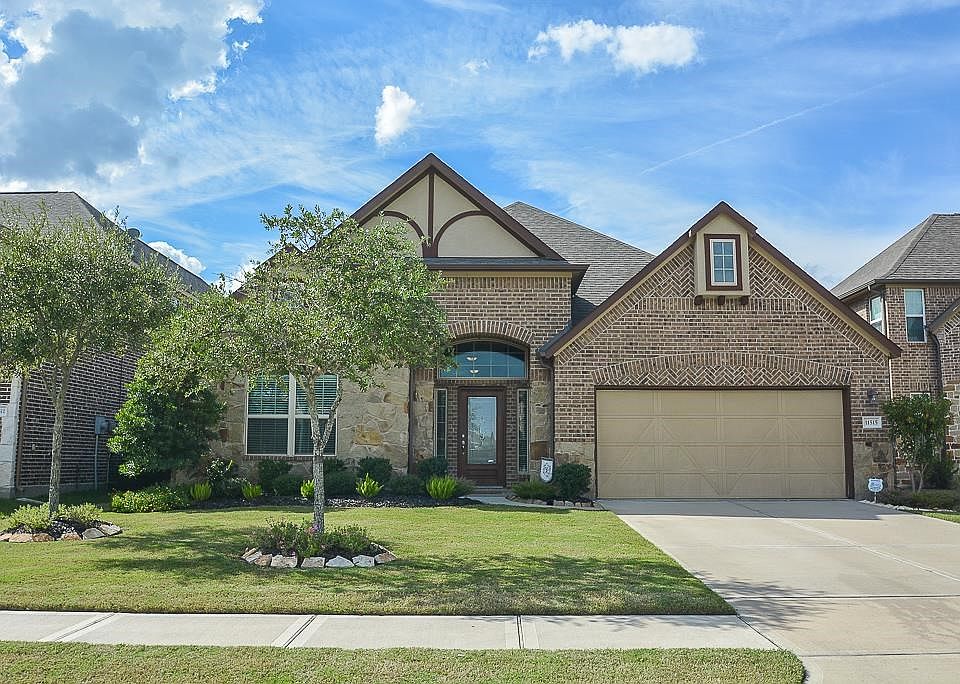 1.5 Story Home in Lakes of Bella Terra.