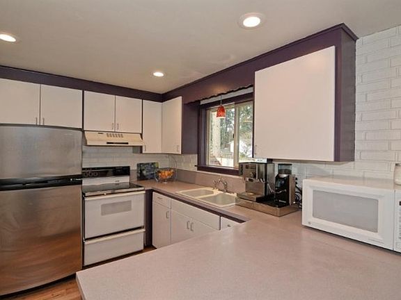 4th image of 5407 152nd St SW