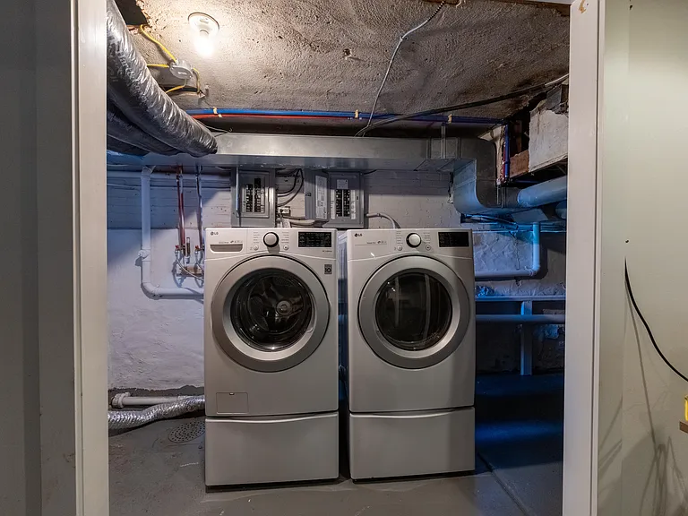 7118 Pershing Ave — Photo 17