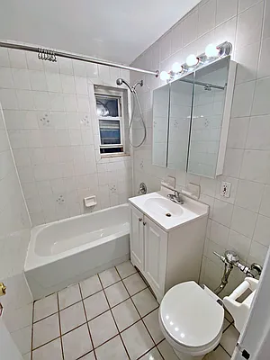 Rented by Douglas Elliman | media 16