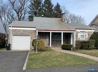 18-03 Split Rock Rd, Fair Lawn, NJ 07410
