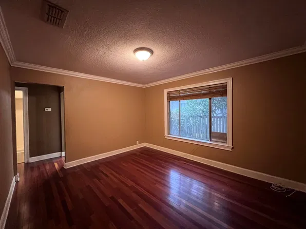 1423 W Humphrey St, Tampa, FL 33604