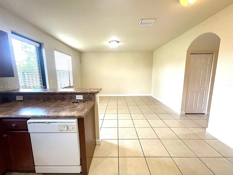 23364 SW 113th Psge #23364 — Photo 8