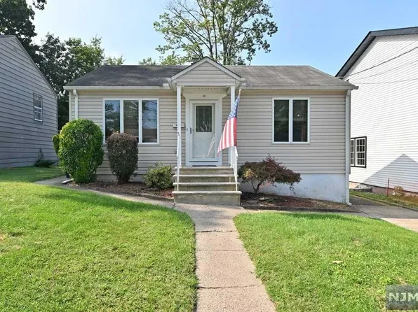 38 Walter Ave, Hasbrouck Heights, NJ 07604