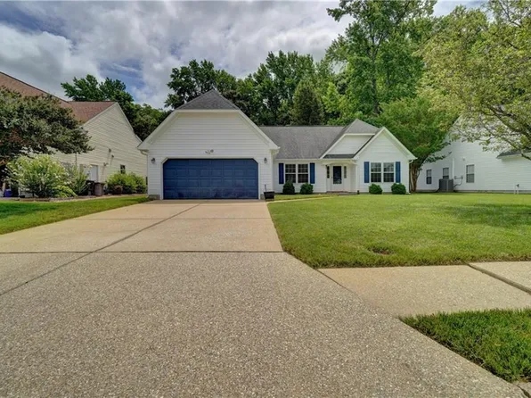 14 Bexley Ln, Hampton, VA 23666