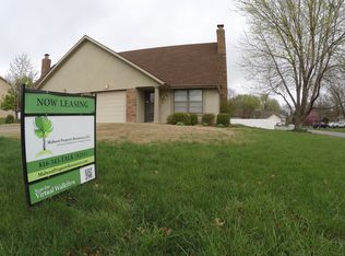 518 SE Hampton St, Lees Summit, MO 64063