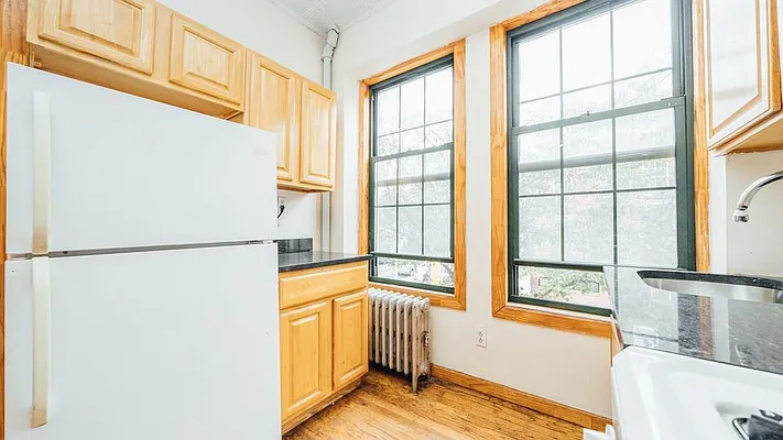 Rented by Nooklyn NYC LLC | media 16