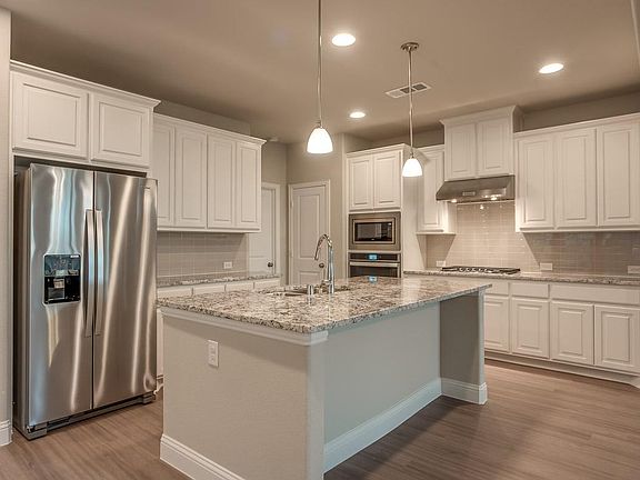 3rd image of 3601 Windhaven Pkwy #82weawzru