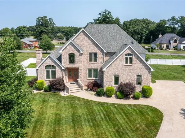 43 Westview Ln, Feeding Hills, MA 01030