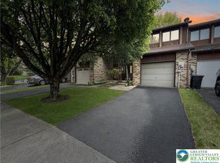 1736 Falcon Dr, Bethlehem, PA 18017