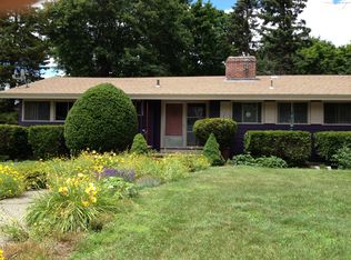 28 Walker Ave, Lincoln, RI 02865