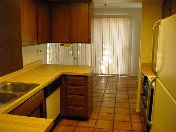 5th image of 5219 S Deborah Dr