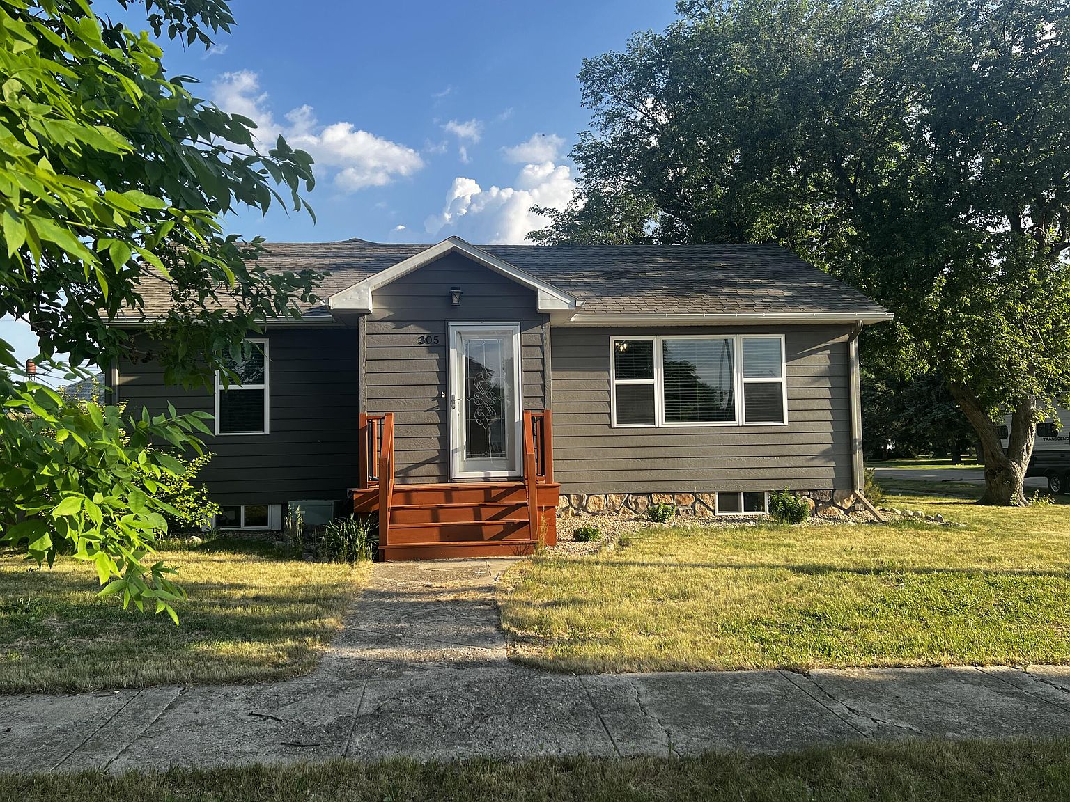 305 Chestnut St, Langford, SD 57454 Zillow