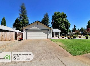 1748 Galaxy Way, Redding, CA 96002