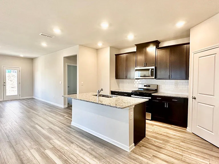2451 Canning View Ave #1 — Photo 4