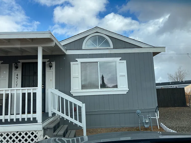4517 Katie Cir E — Photo 2