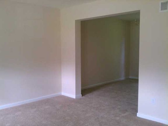 2nd image of 119 Paddlewheel Dr
