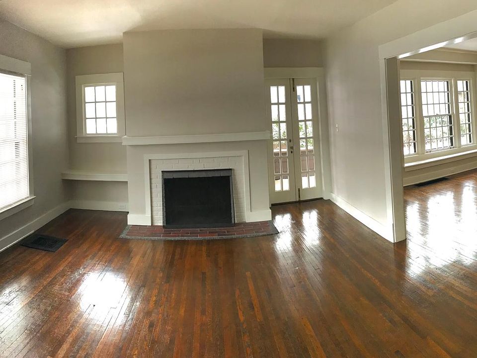 living & dining room