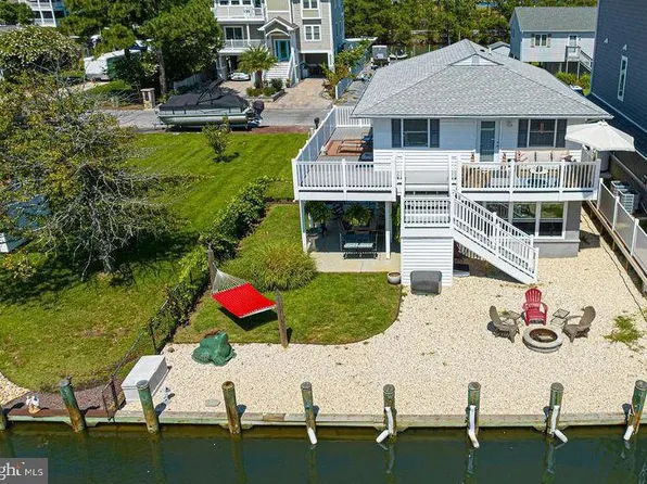 12318 Snug Harbor Rd, Berlin, MD 21811