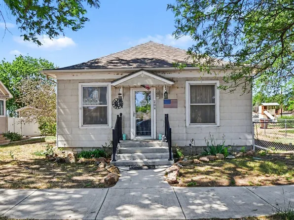 204 2nd Ave, La Salle, CO 80645