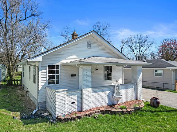 3rd image of 3549 N Sherman Dr