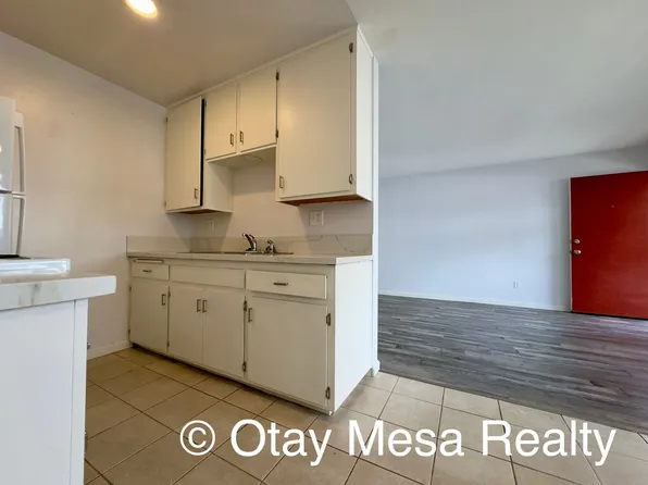 586 7th St, 586 7th St APT E, Imperial Beach, CA 91932