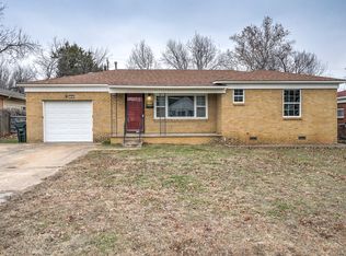 105 W Davis Ave, Sapulpa, OK 74066