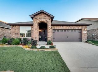 10605 Hartley Ln, Fort Worth, TX 76108