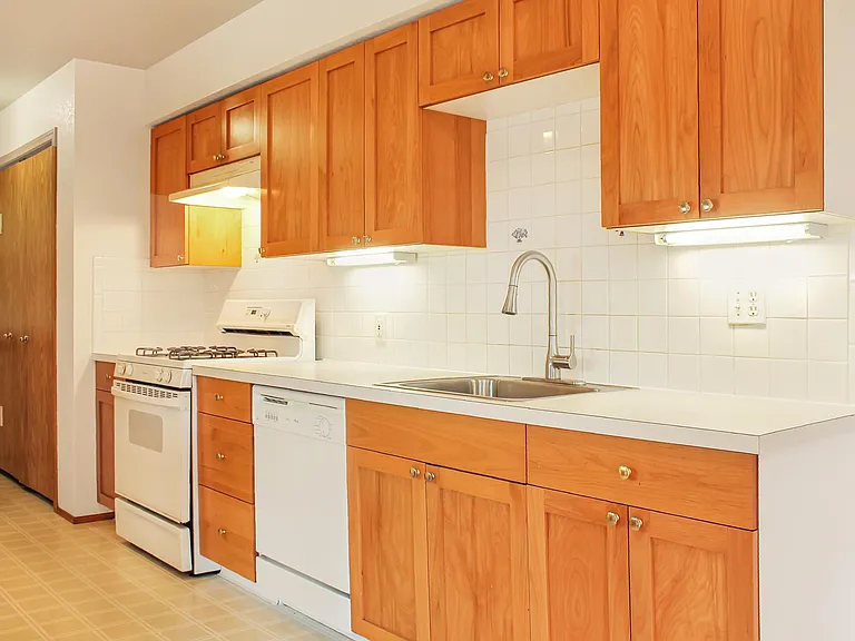 2941 NW Tyler Ave #2 — Photo 14
