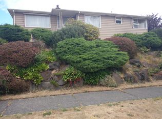 6934 40th Ave SW, Seattle, WA 98136