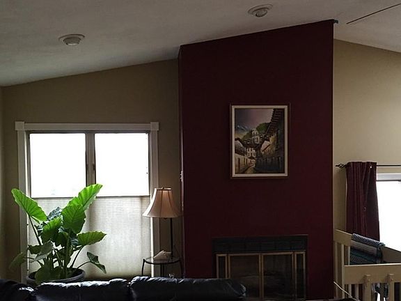 4th image of 161 Marshall Ave