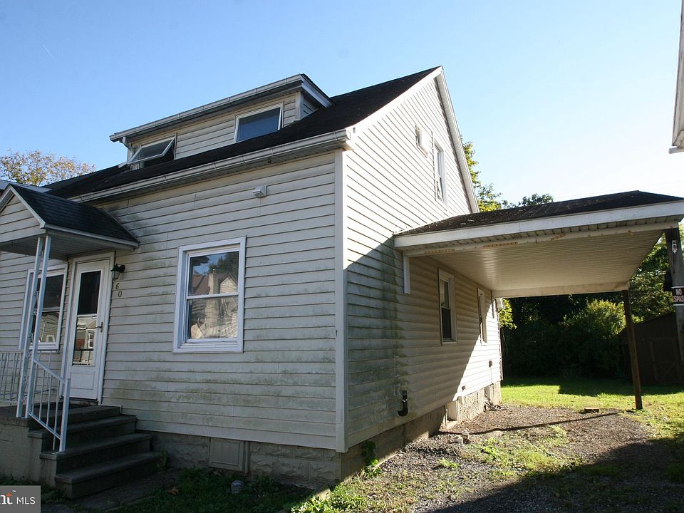 2nd image of 360 Cedar St