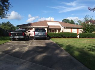 4845 Somerset Ct, Alvin, TX 77511