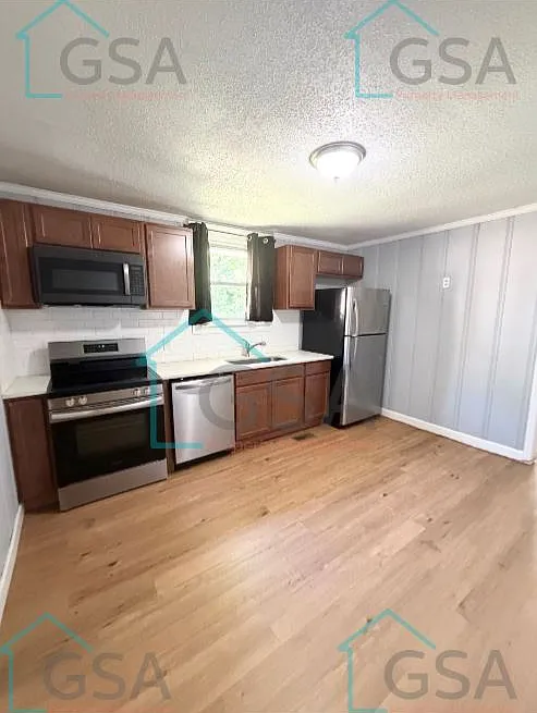 2 bed, 950 sqft, $1,250 — Photo 2