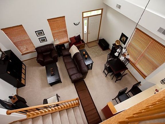 This is what I love most - vaulted ceilings