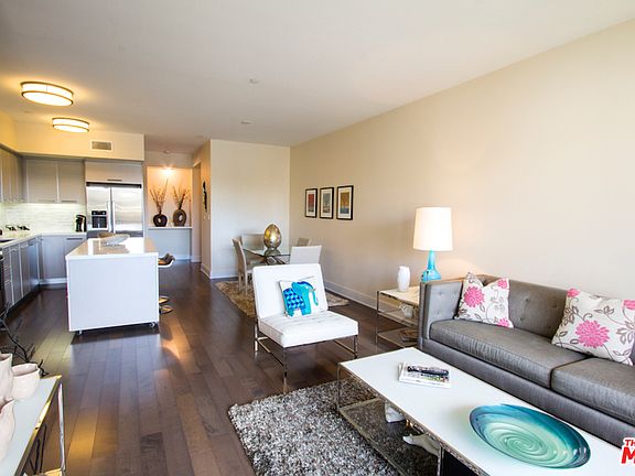 3rd image of 1817 S Prosser Ave #304