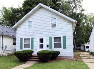 411 S Fairview Ave, Lansing, MI 48912