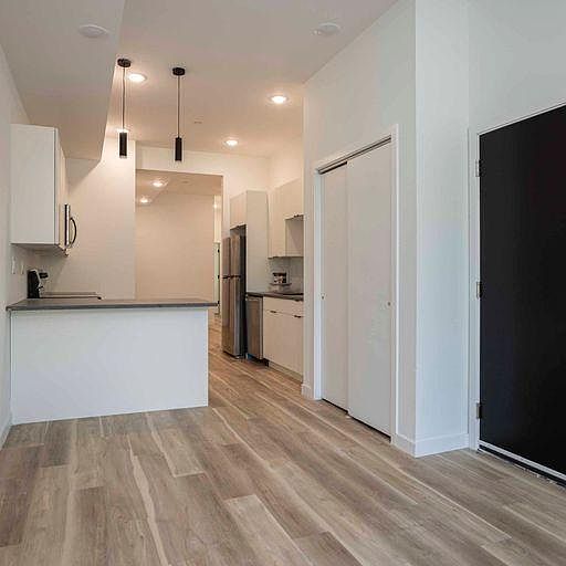 1st image of 1720 Christian St #1