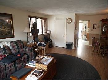 5th image of 437 Farrwood Dr