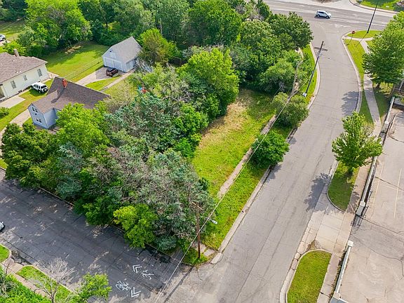 2nd image of 016/- Acres 18th & Lorraine