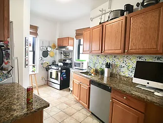 Rented by Moises Farhart, LREB