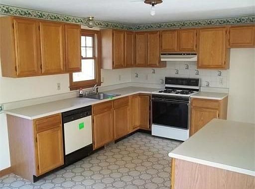 4th image of 3 Tide Meadows Dr