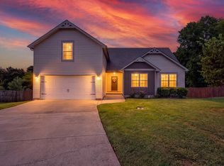 108 Brocket Ct, Clarksville, TN 37040