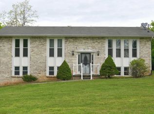 628 T St, Seymour, TN 37865